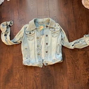 Distressed American Eagle jean jacket